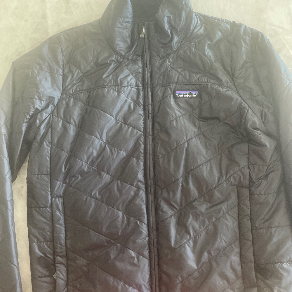 Patagonia women’s nano puff
